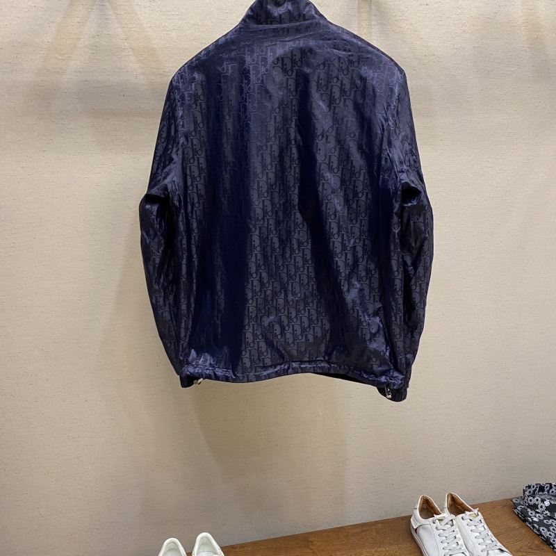 chr1st1an D10r outwear